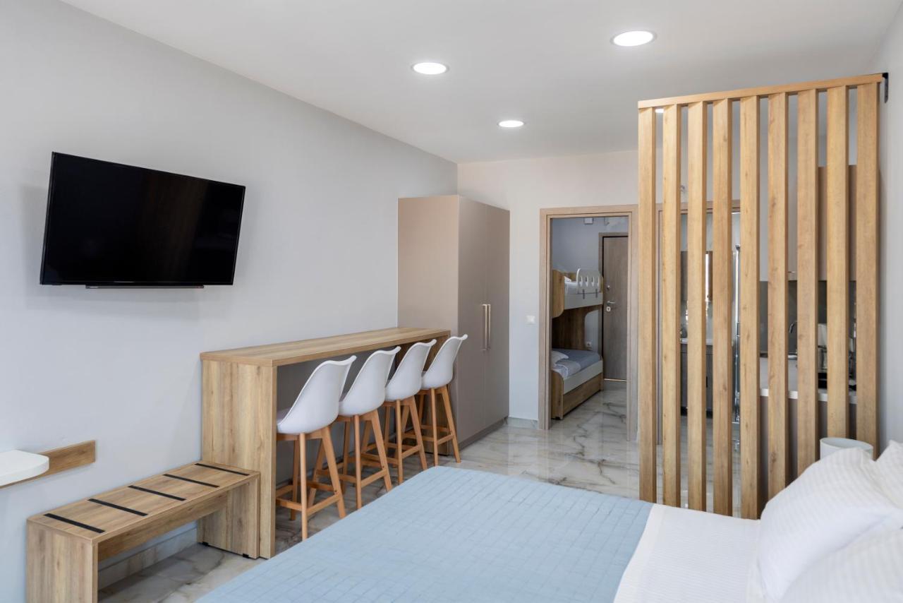 Peters Place - Paros Resort Parasporos Екстериор снимка